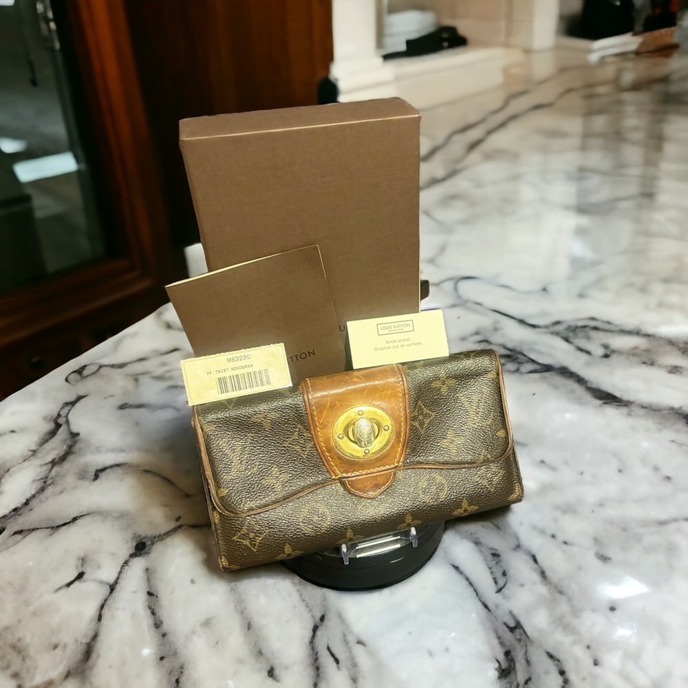 Vintage Louis Vuitton Boetie Wallet